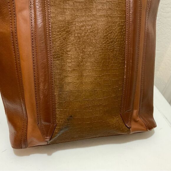 Pour La Victoire Large Tote Bag in Leather and Pony Hair brown side zip - Picture 5 of 12